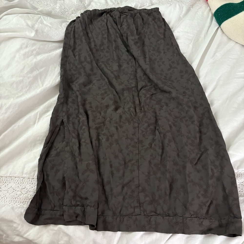 CP Shades Black Floral Embroidered Textured Lagenlook Maxi Skirt slit LARGE